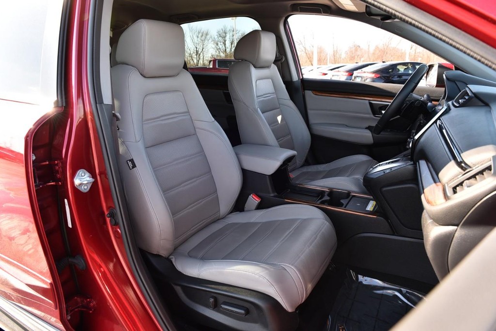 Honda CR-V Hybrid Vehicle Image 22