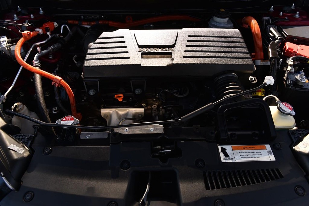 Honda CR-V Hybrid Vehicle Image 29