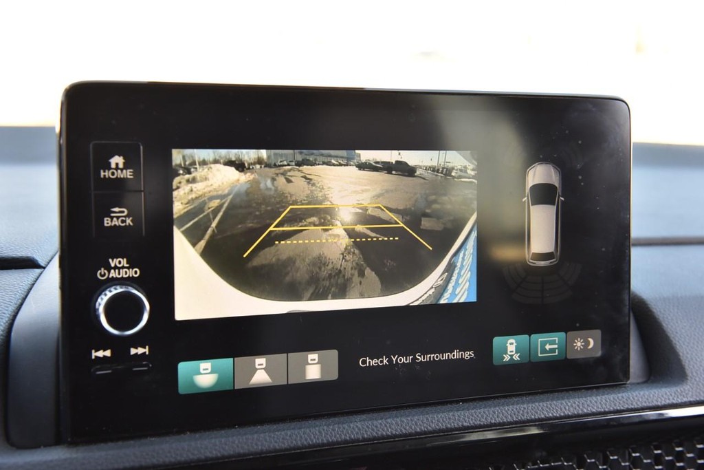 Honda CR-V Hybrid Vehicle Image 13