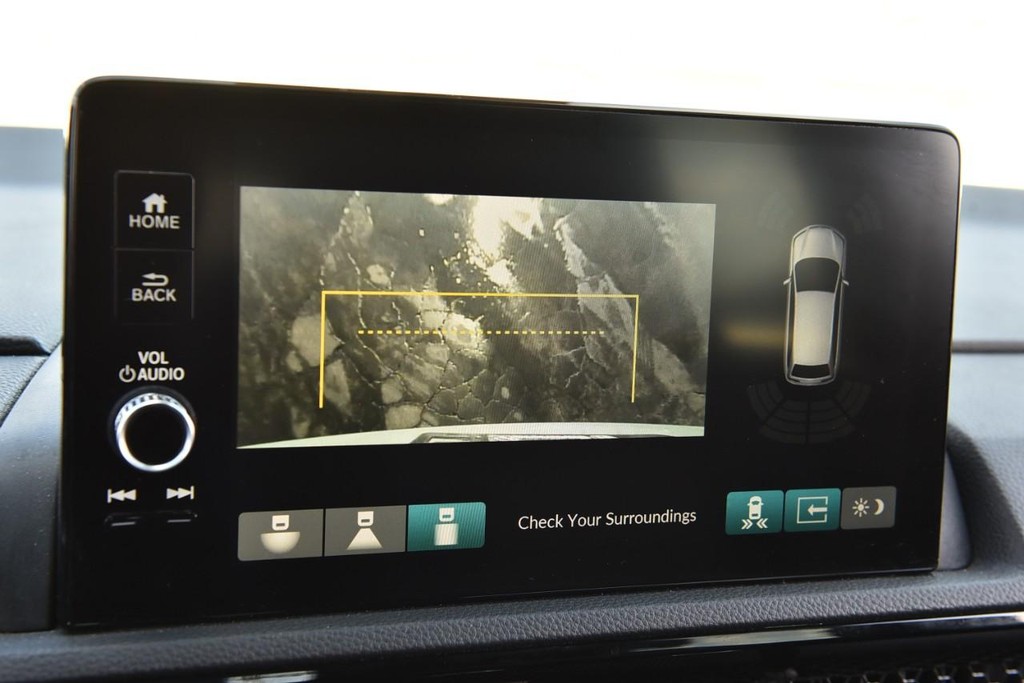 Honda CR-V Hybrid Vehicle Image 14