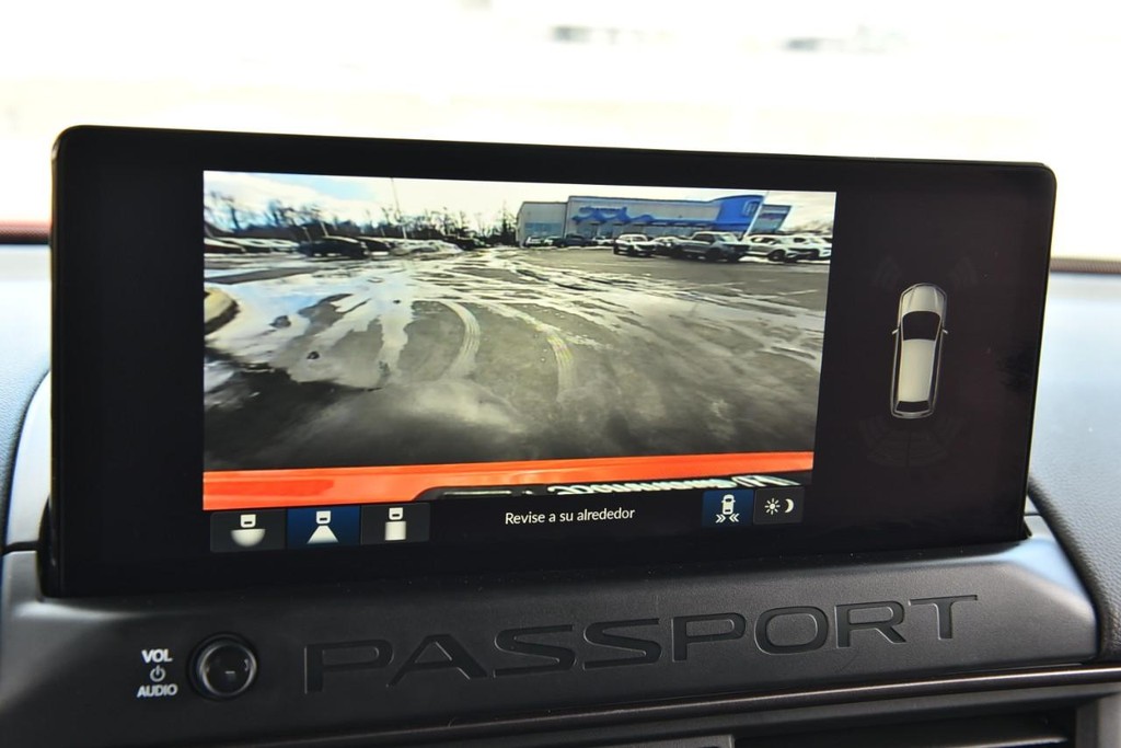 Honda Passport Vehicle Image 13