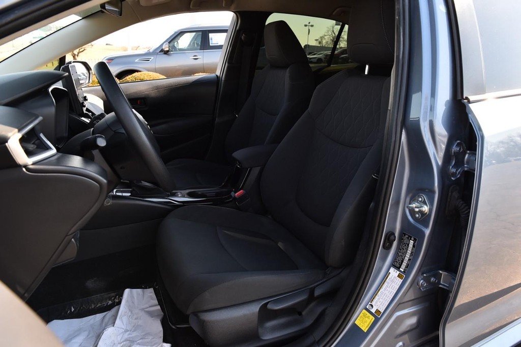 Toyota Corolla Vehicle Image 15