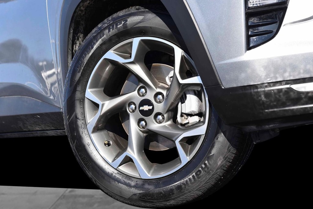 Chevrolet Trax Vehicle Image 03