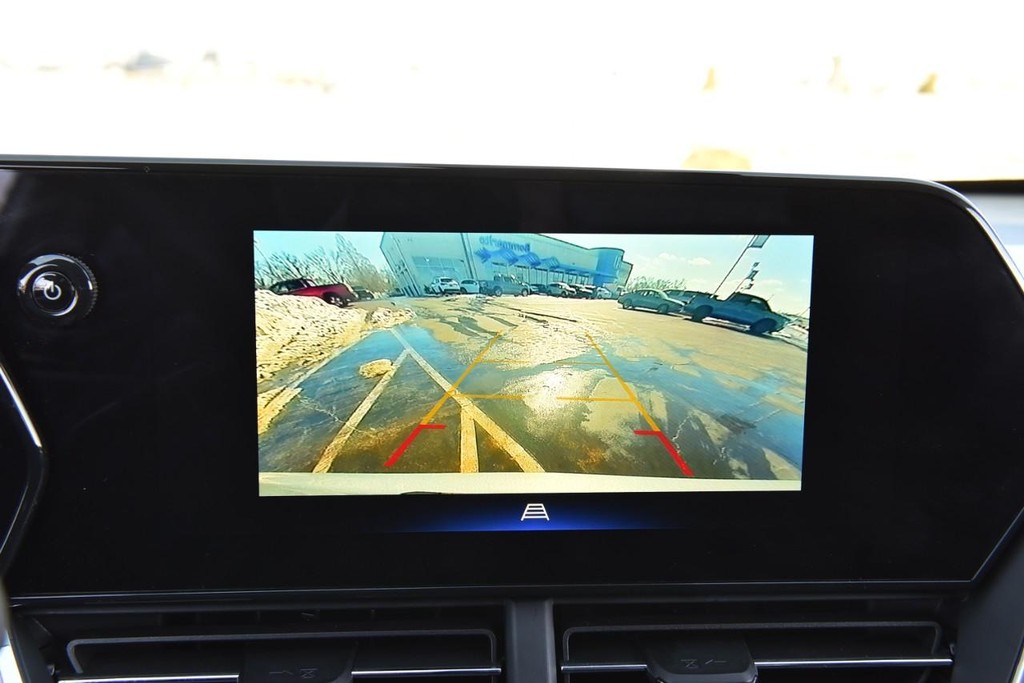 Chevrolet Trax Vehicle Image 11