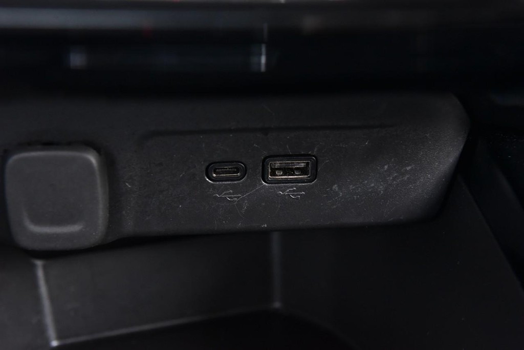 Chevrolet Trax Vehicle Image 14