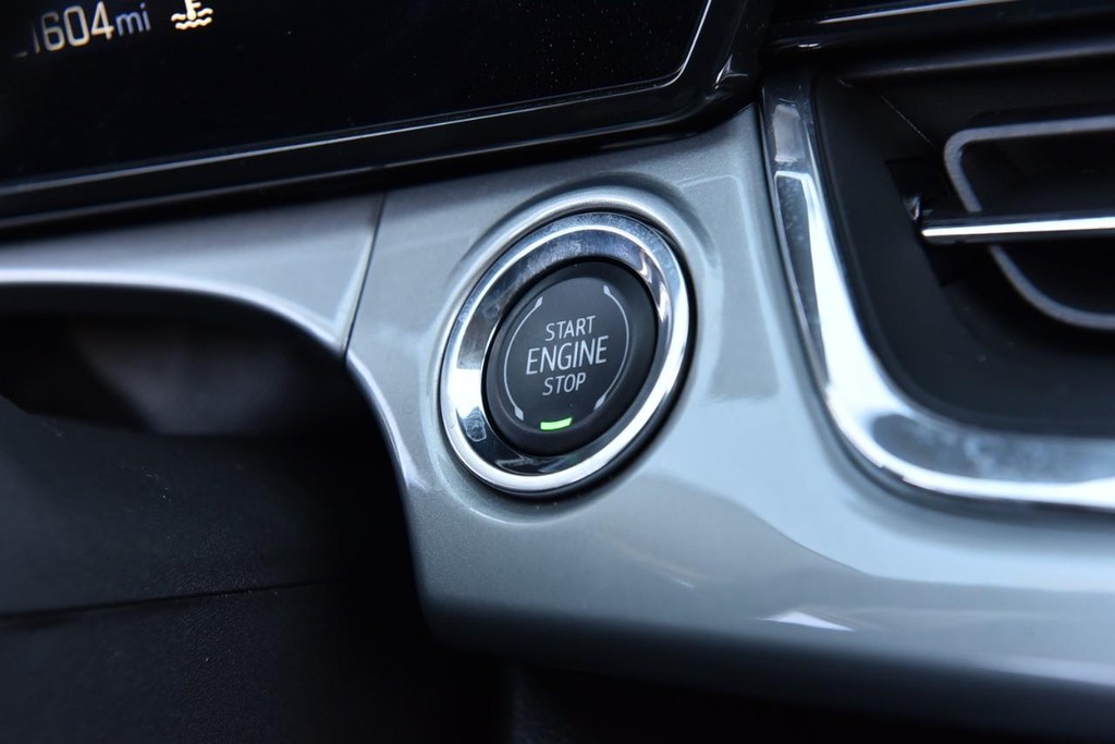 Chevrolet Trax Vehicle Image 15