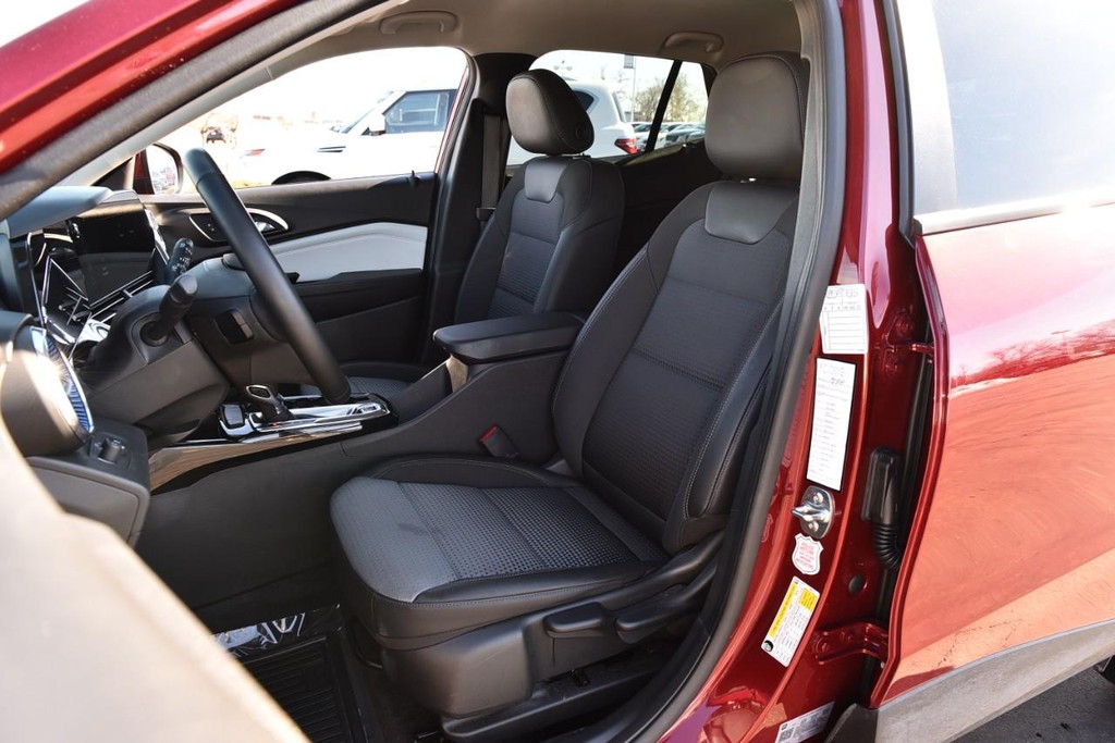 Chevrolet Trax Vehicle Image 17