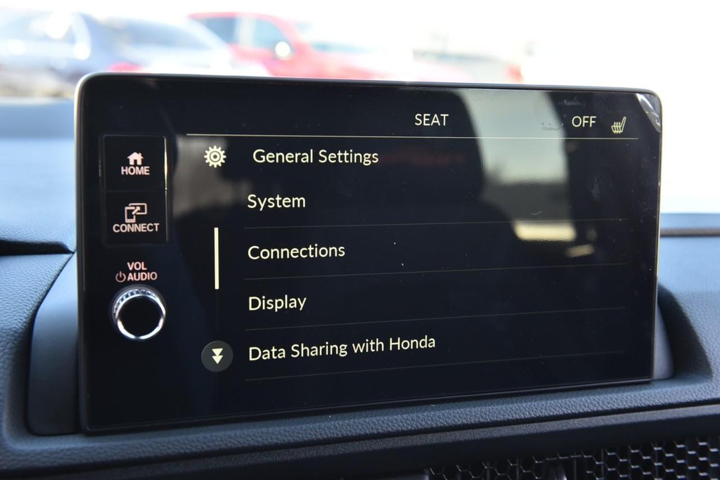 Honda CR-V Hybrid Vehicle Image 14