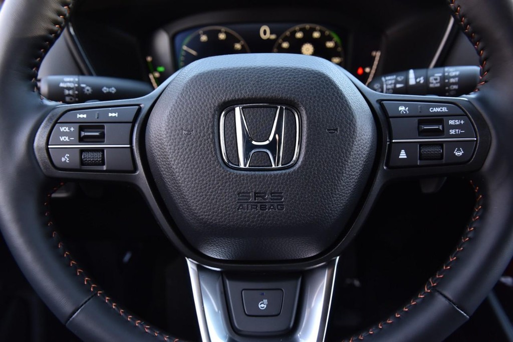 Honda CR-V Hybrid Vehicle Image 20