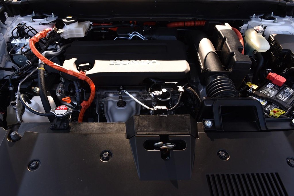 Honda CR-V Hybrid Vehicle Image 29