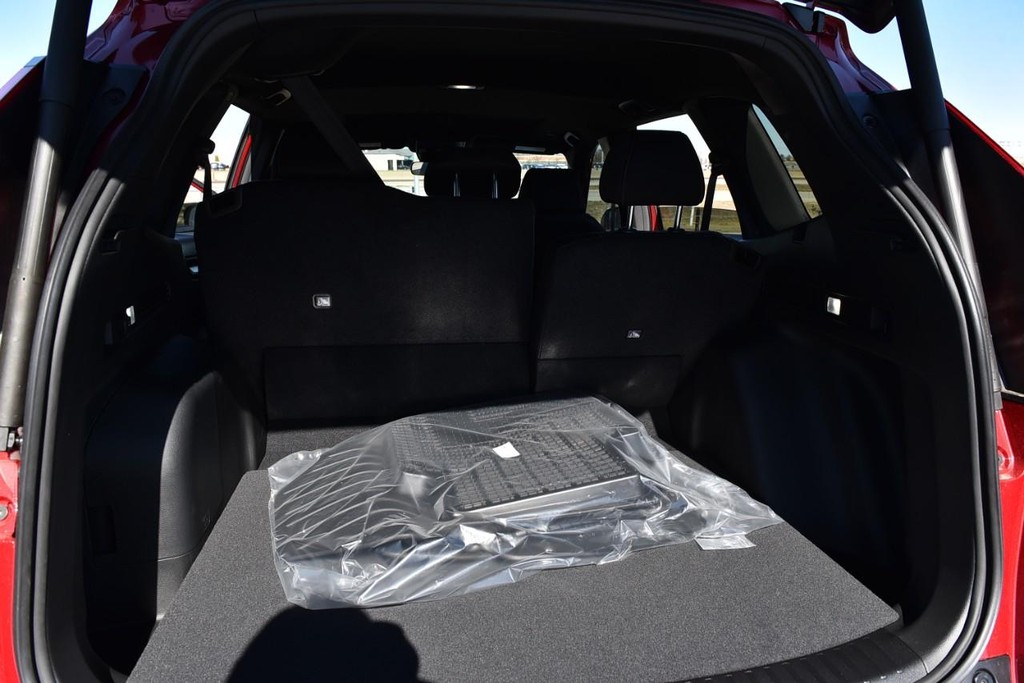 Honda CR-V Hybrid Vehicle Full-screen Gallery Image 27