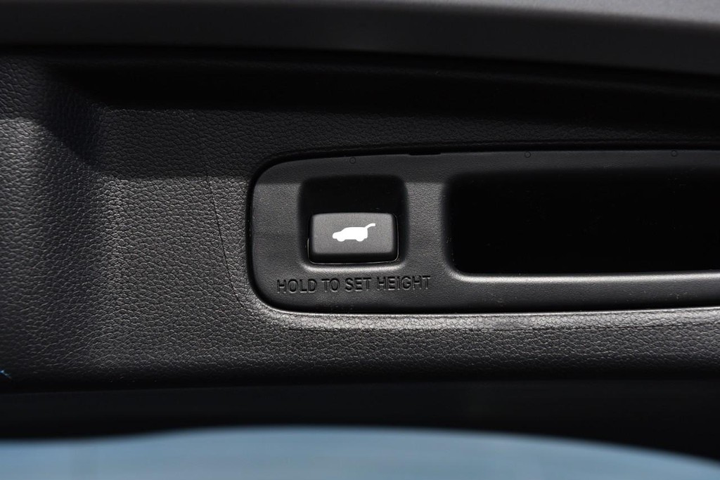 Honda CR-V Hybrid Vehicle Image 29