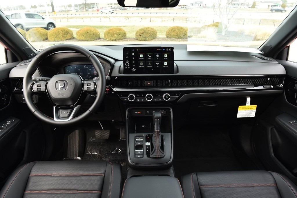 Honda CR-V Hybrid Vehicle Image 07