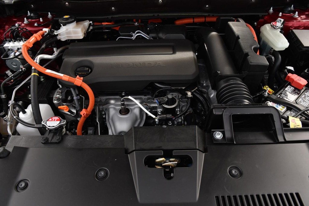 Honda CR-V Hybrid Vehicle Image 30