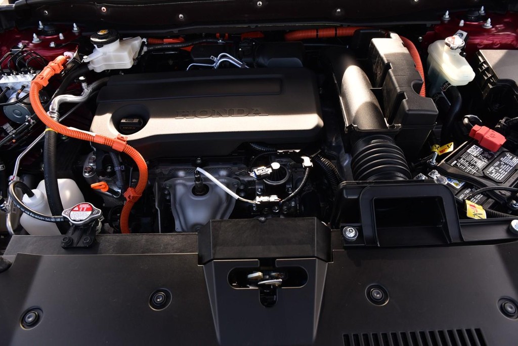 Honda CR-V Hybrid Vehicle Image 31