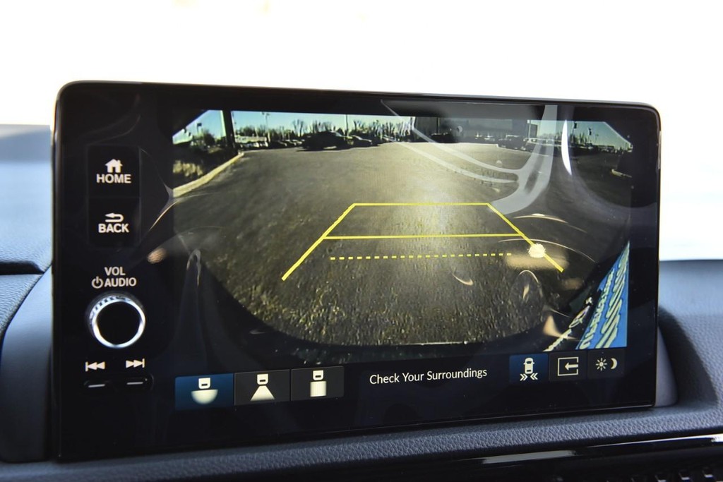 Honda CR-V Hybrid Vehicle Full-screen Gallery Image 13