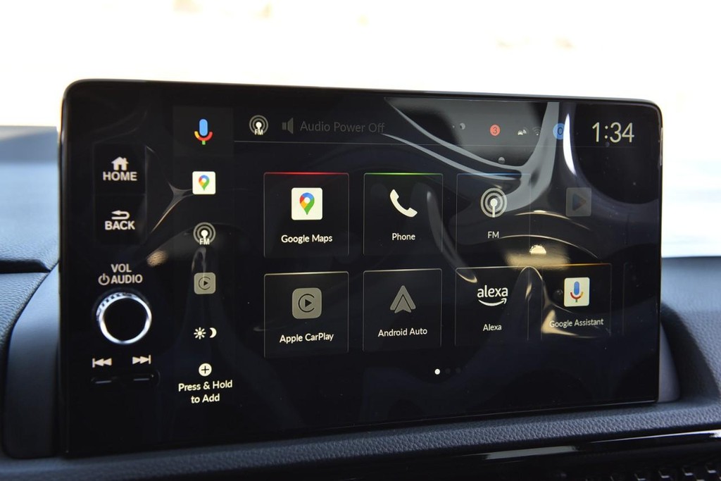 Honda CR-V Hybrid Vehicle Full-screen Gallery Image 15