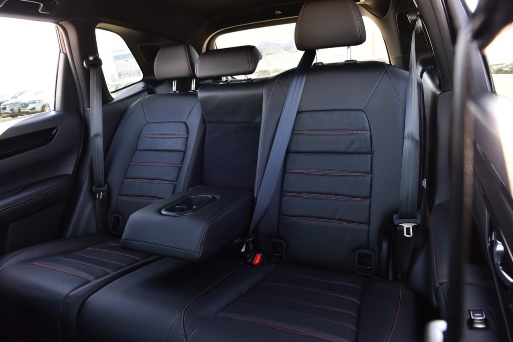 Honda CR-V Hybrid Vehicle Full-screen Gallery Image 25