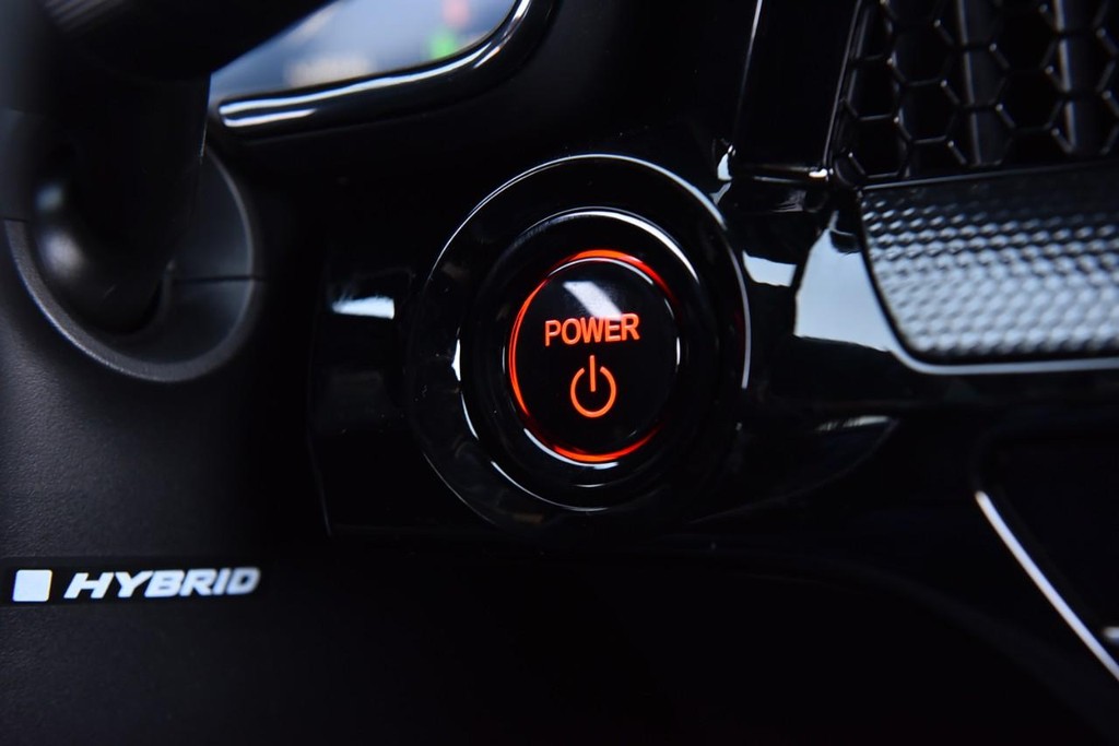 Honda CR-V Hybrid Vehicle Full-screen Gallery Image 20