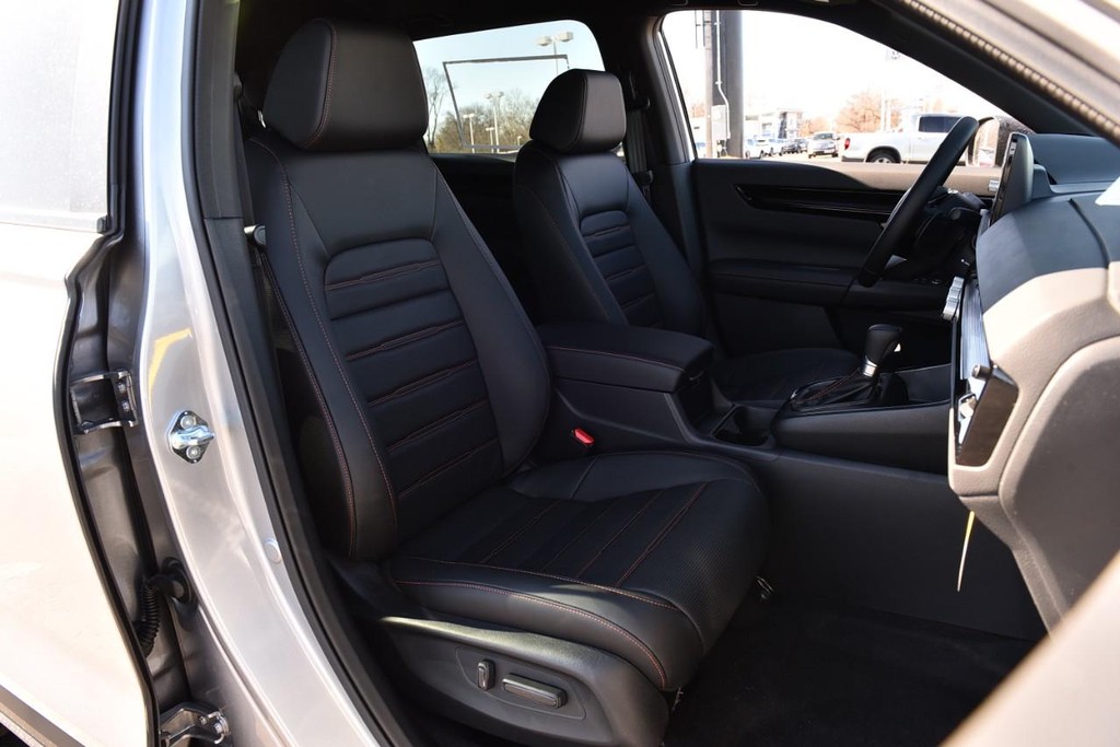 Honda CR-V Hybrid Vehicle Full-screen Gallery Image 23