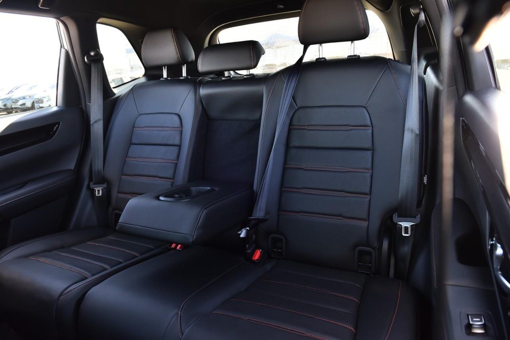 Honda CR-V Hybrid Vehicle Full-screen Gallery Image 25