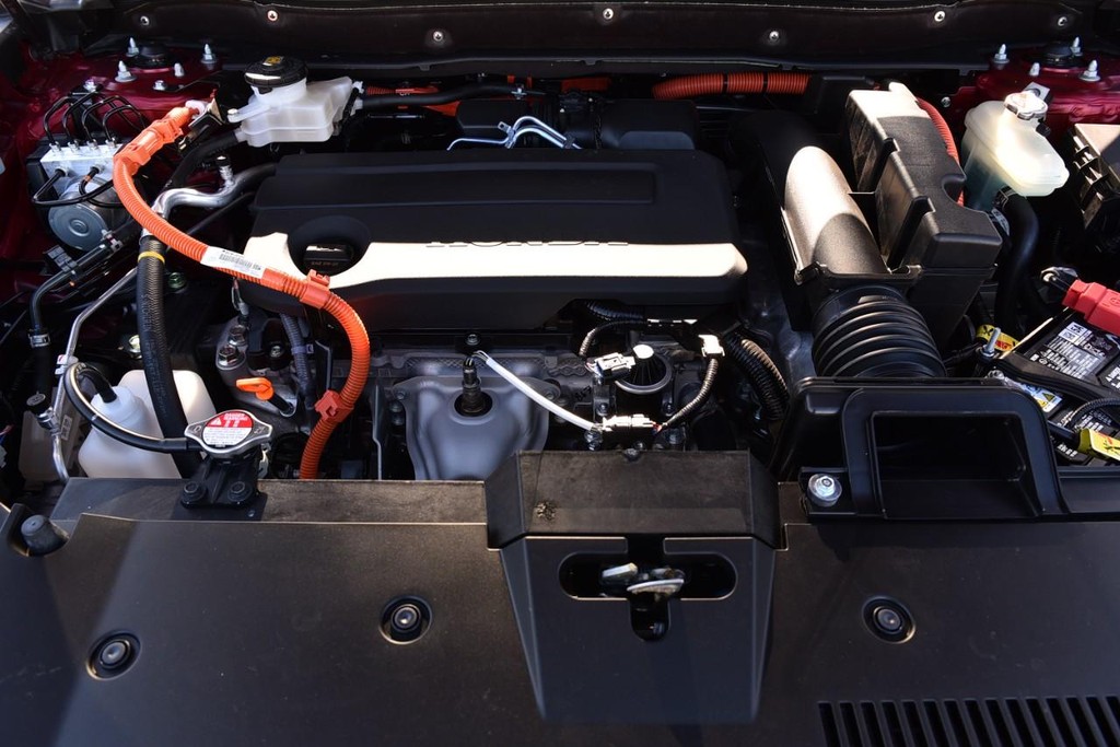 Honda CR-V Hybrid Vehicle Full-screen Gallery Image 30