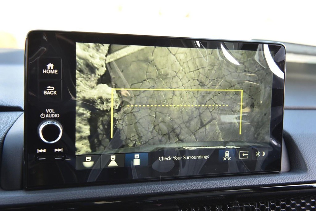 Honda CR-V Hybrid Vehicle Image 14