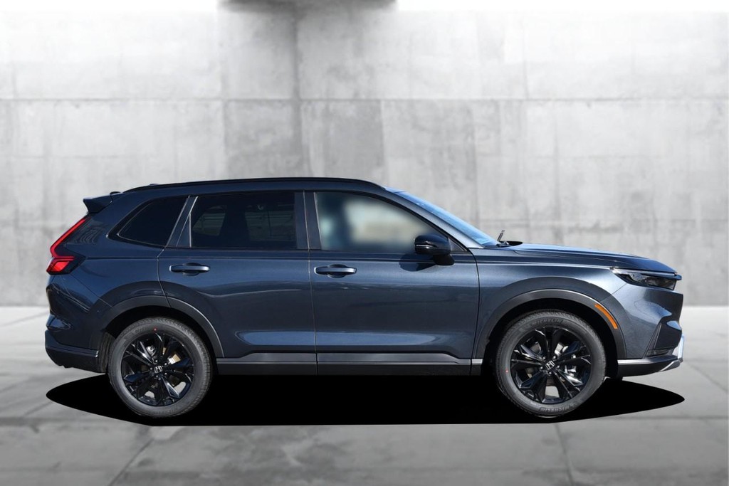 Honda CR-V Hybrid Vehicle Image 05