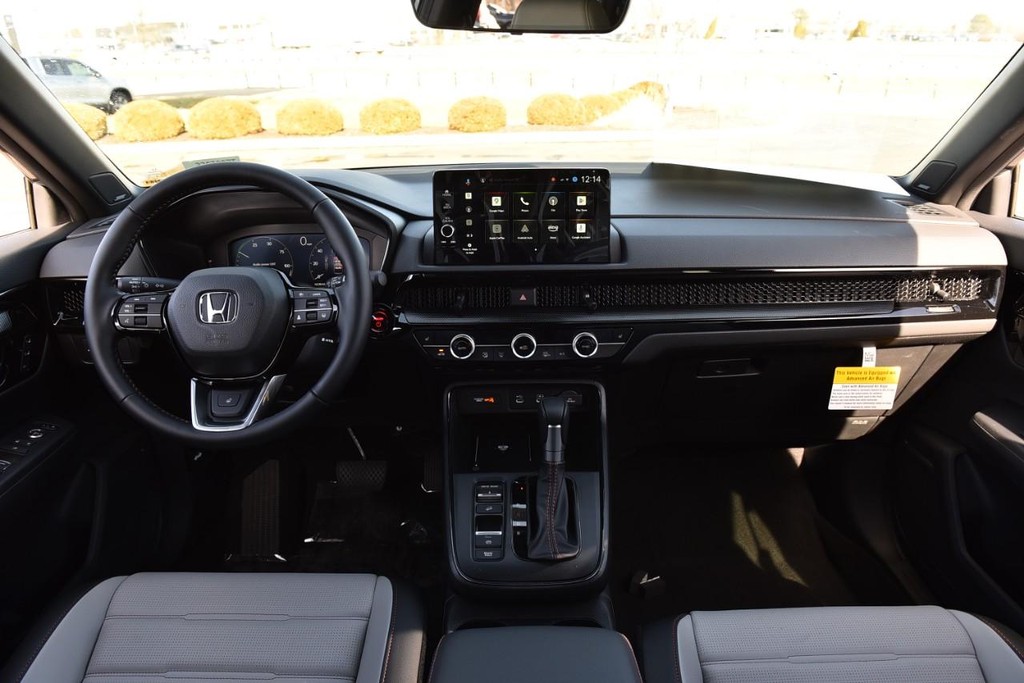 Honda CR-V Hybrid Vehicle Image 07