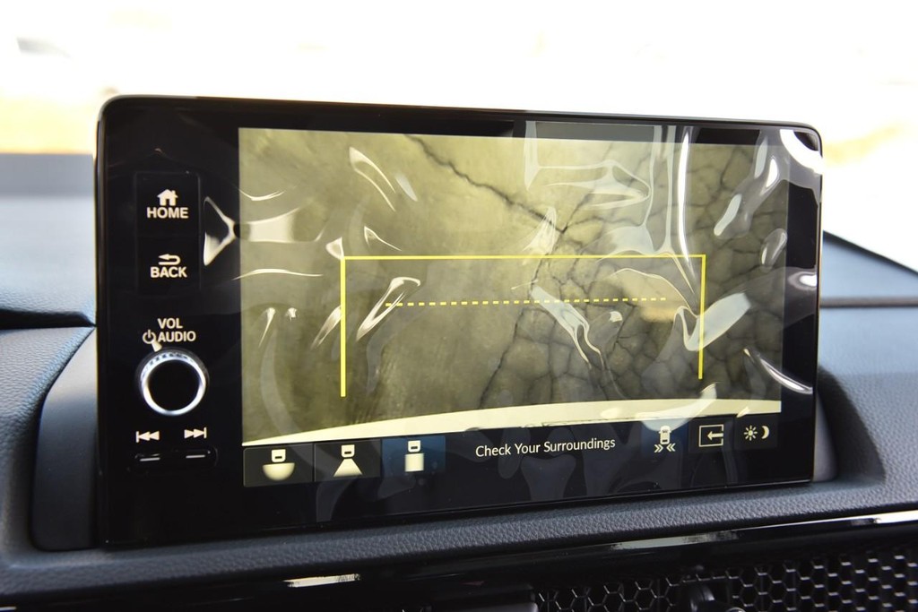 Honda CR-V Hybrid Vehicle Image 14