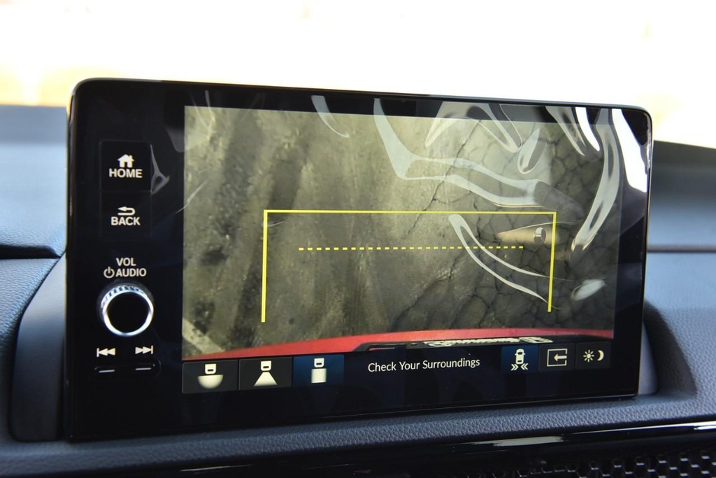 Honda CR-V Hybrid Vehicle Image 14