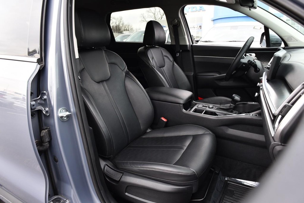 Kia Sorento Vehicle Image 21