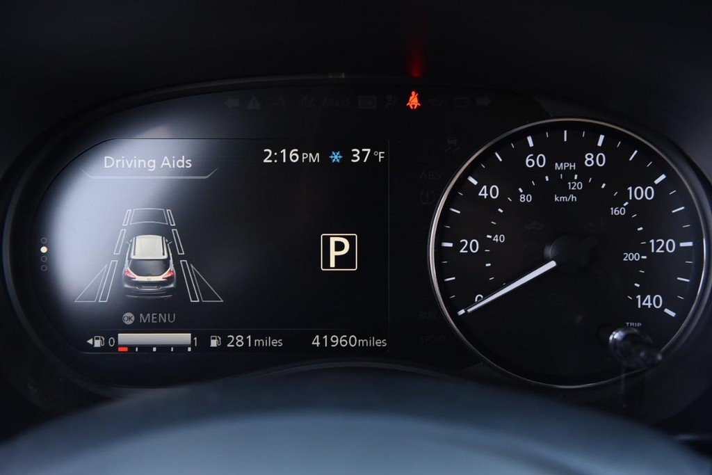 Nissan Kicks Vehicle Image 10