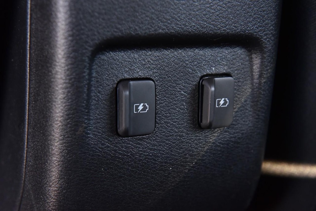 Nissan Kicks Vehicle Image 20