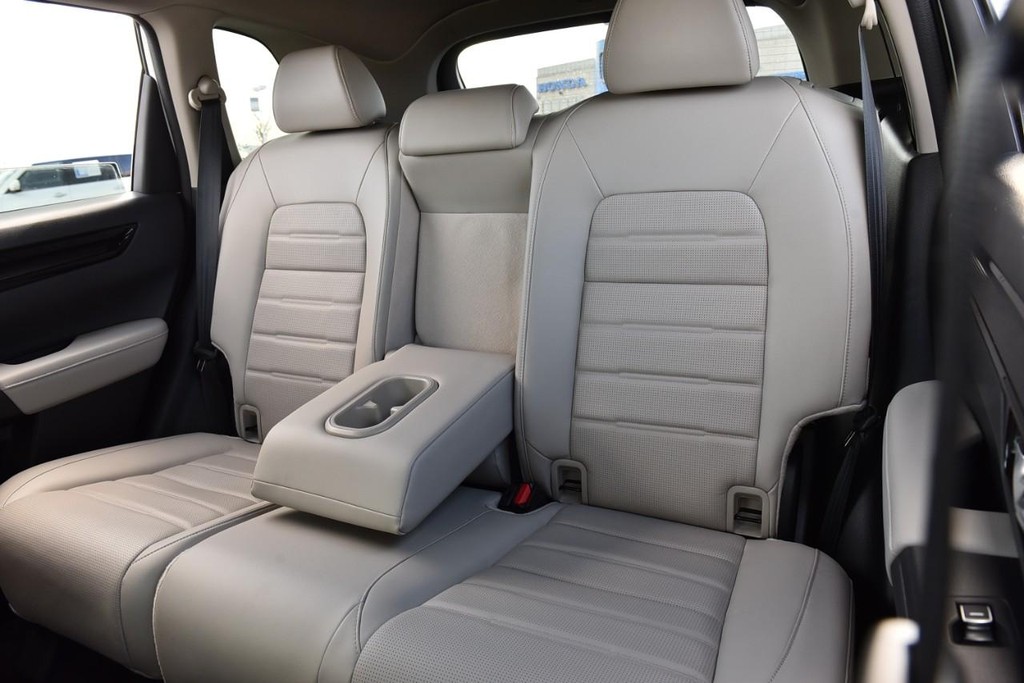 Honda CR-V Vehicle Image 25