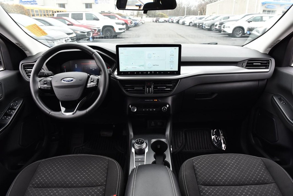 Ford Escape Vehicle Image 07