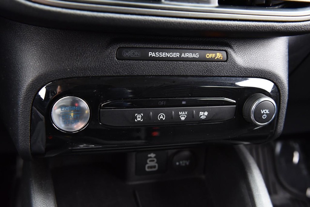 Ford Escape Vehicle Image 14