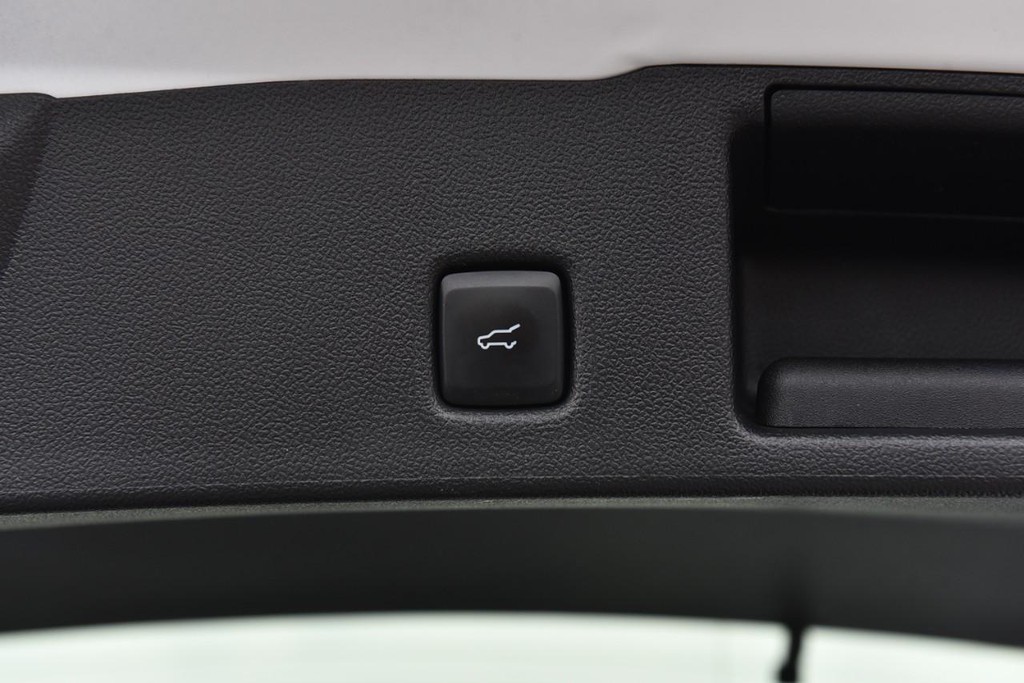 Ford Escape Vehicle Image 22