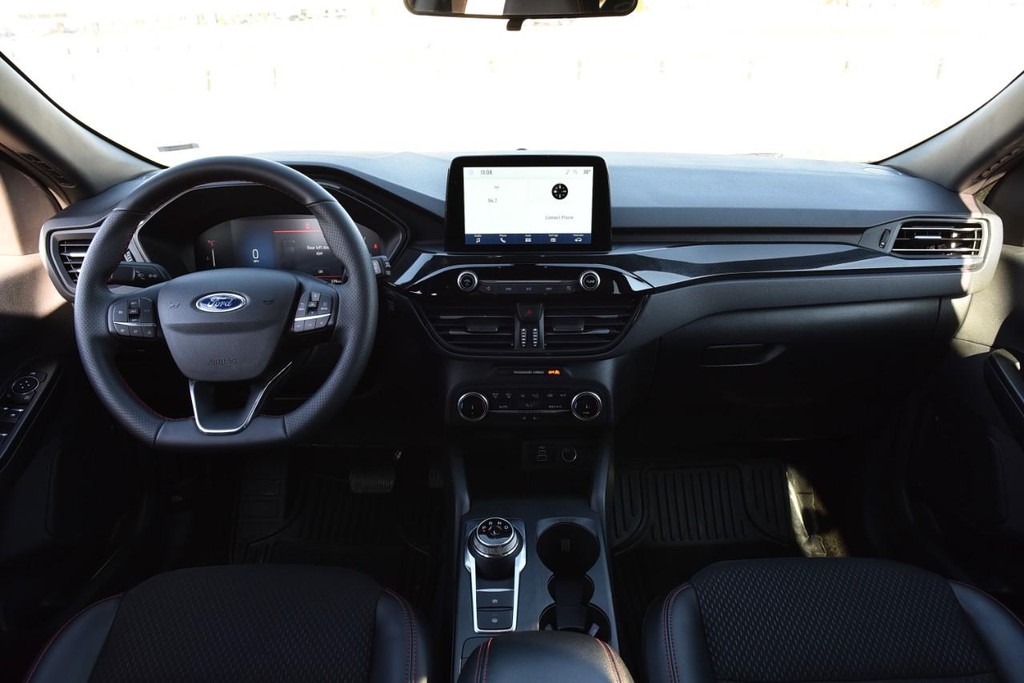 Ford Escape Vehicle Image 07