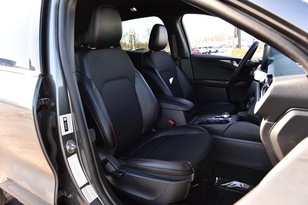 Ford Escape Vehicle Image 20