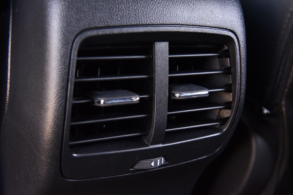 Ford Escape Vehicle Image 22