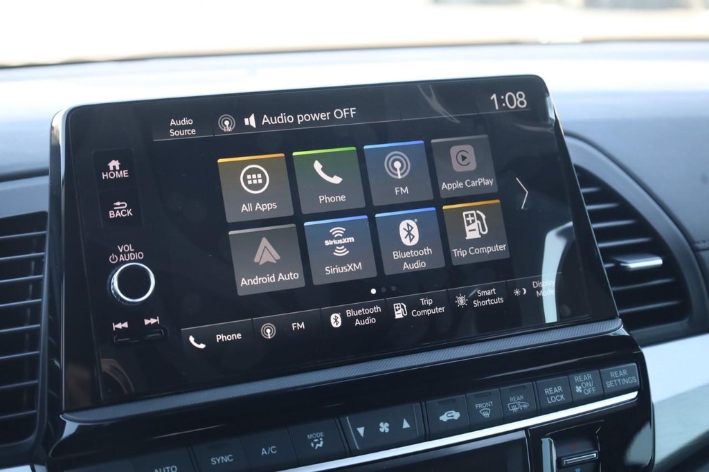 Honda Odyssey Vehicle Full-screen Gallery Image 14