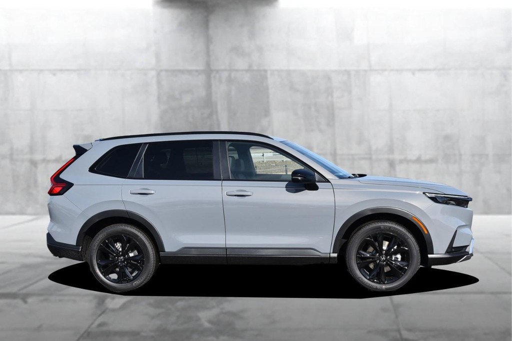 Honda CR-V Hybrid Vehicle Image 05