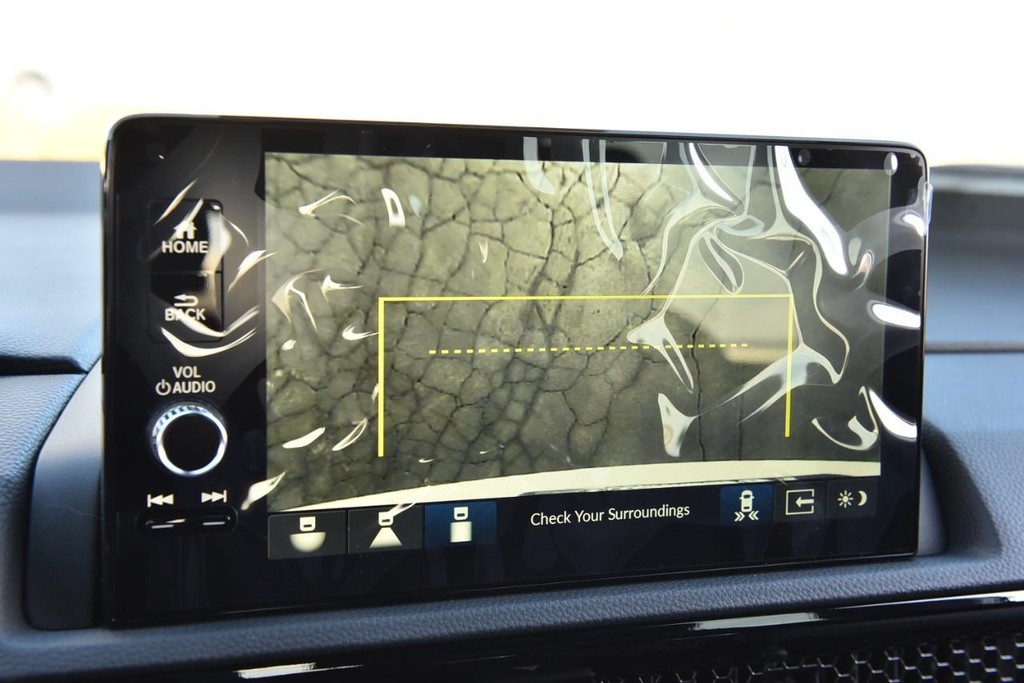 Honda CR-V Hybrid Vehicle Image 14