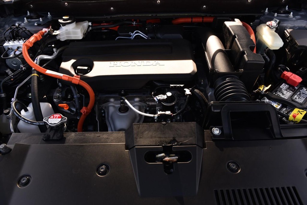 Honda CR-V Hybrid Vehicle Image 30