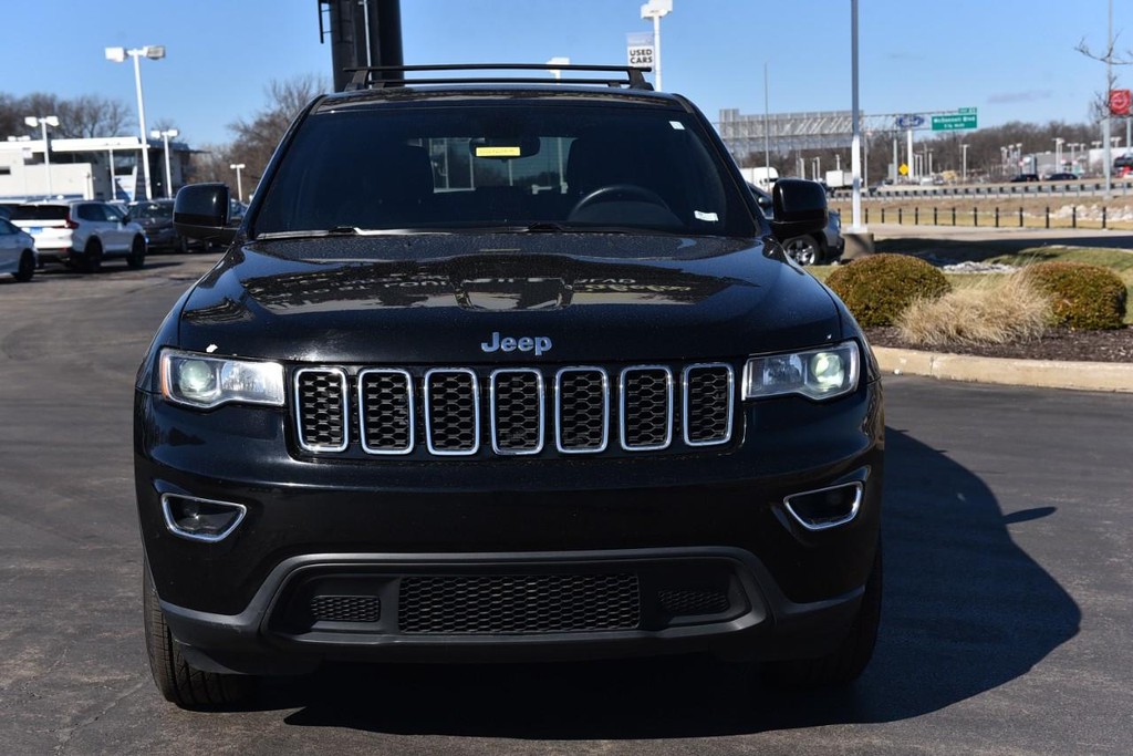 Jeep Grand Cherokee Vehicle Image 04