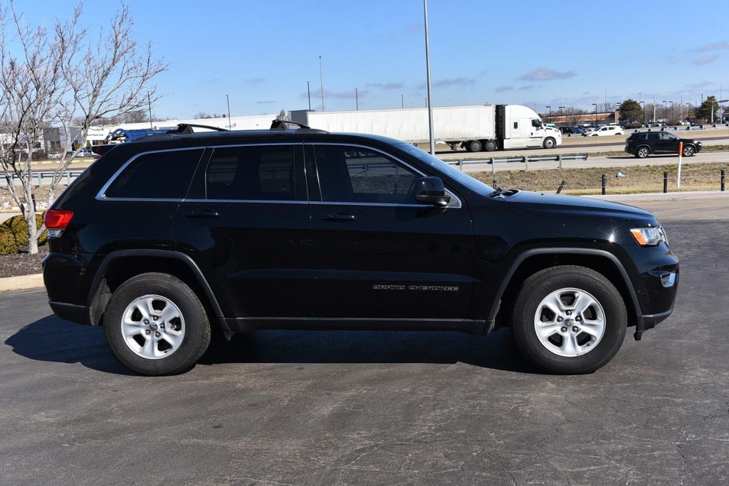 Jeep Grand Cherokee Vehicle Image 05