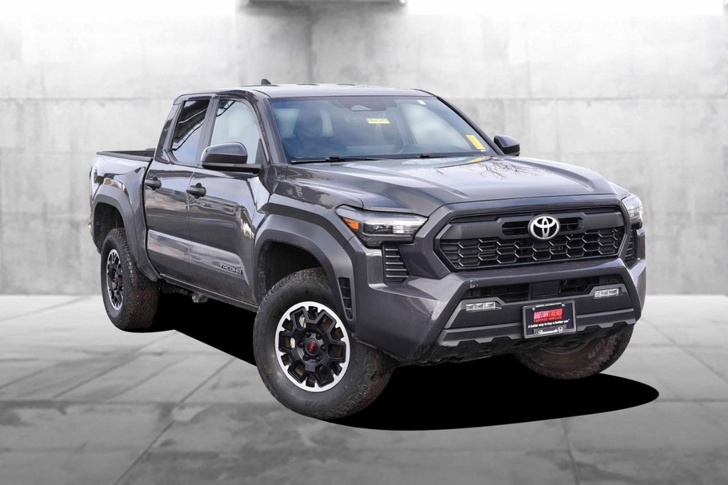 Toyota Tacoma 4WD Vehicle Image 02