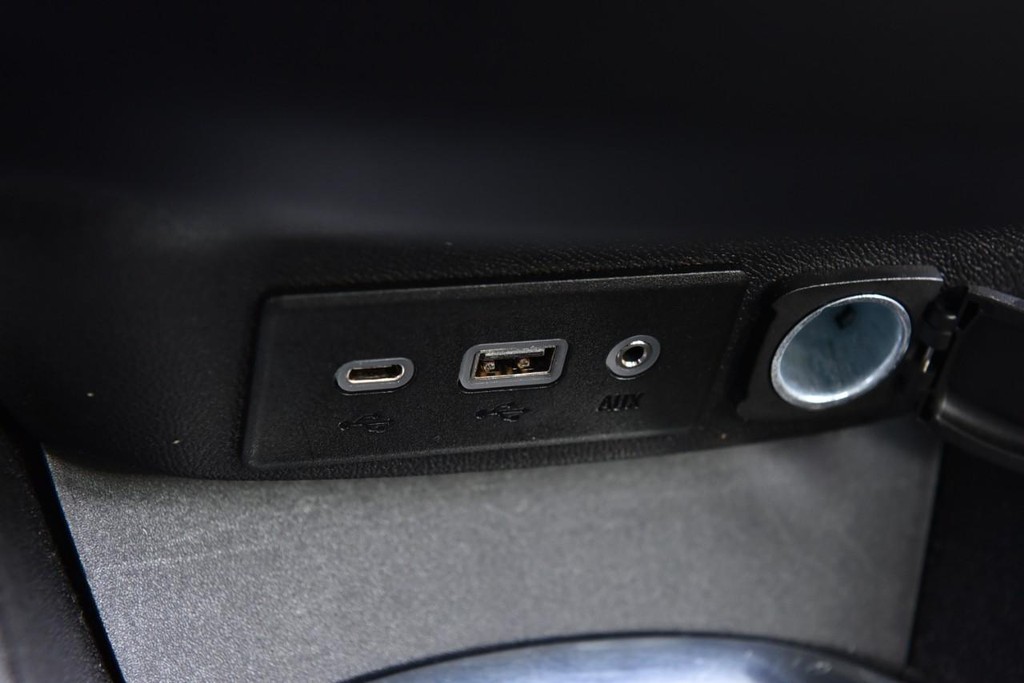 Chevrolet Malibu Vehicle Image 14