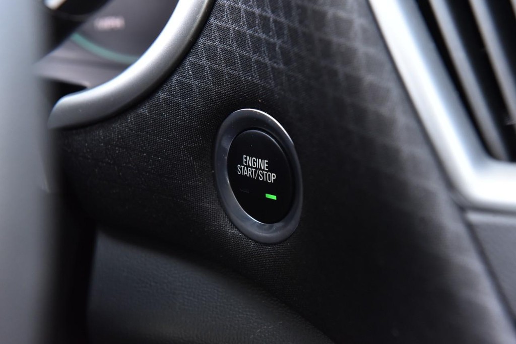 Chevrolet Malibu Vehicle Image 16